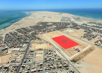 كارثة بيئية… روائح كوانو تخنق الداخلة