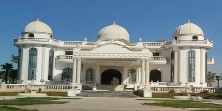 “كرملين بوسكورة” تحت الأنقاض: هدمٌ يكشف نهاية زمن الفوضى العمرانية بالمغرب