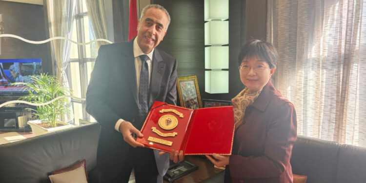 حموشي يستقبل سفيرة الصين بالرباط لتعزيز شراكة أمنية استراتيجية