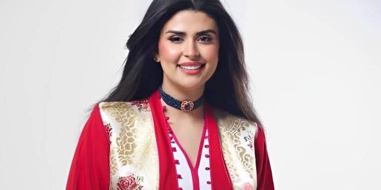 الفن في خدمة الضوء: سلمى رشيد تحيي حفلاً خيرياً لاستعادة البصر في ذكرى المسيرة الخضراء