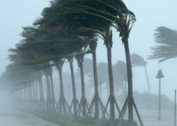 رياح وأمطار خفيفة تضرب مدن الشمال.. والمغرب على موعد مع طقس متقلب السبت