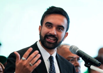 أصغر عمدة منذ قرن وأول مسلم يقود نيويورك