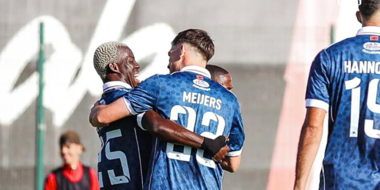 الوداد يعانق الصدارة بفوز مثير على حسنية أكادير