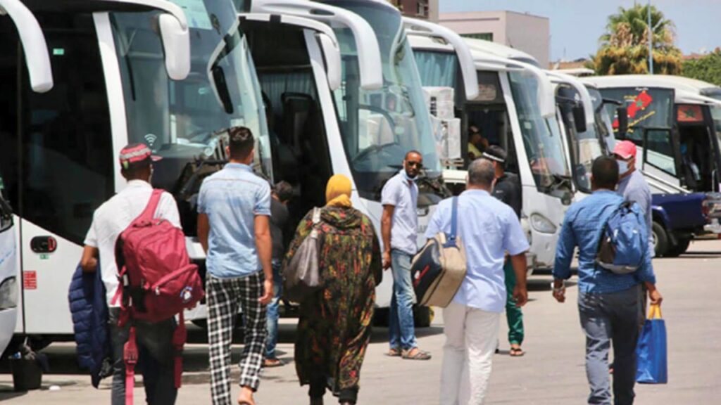 فوضى النقل في العيد.. أسعار مشتعلة واكتظاظ خانق فوضى النقل في العيد بالمغرب