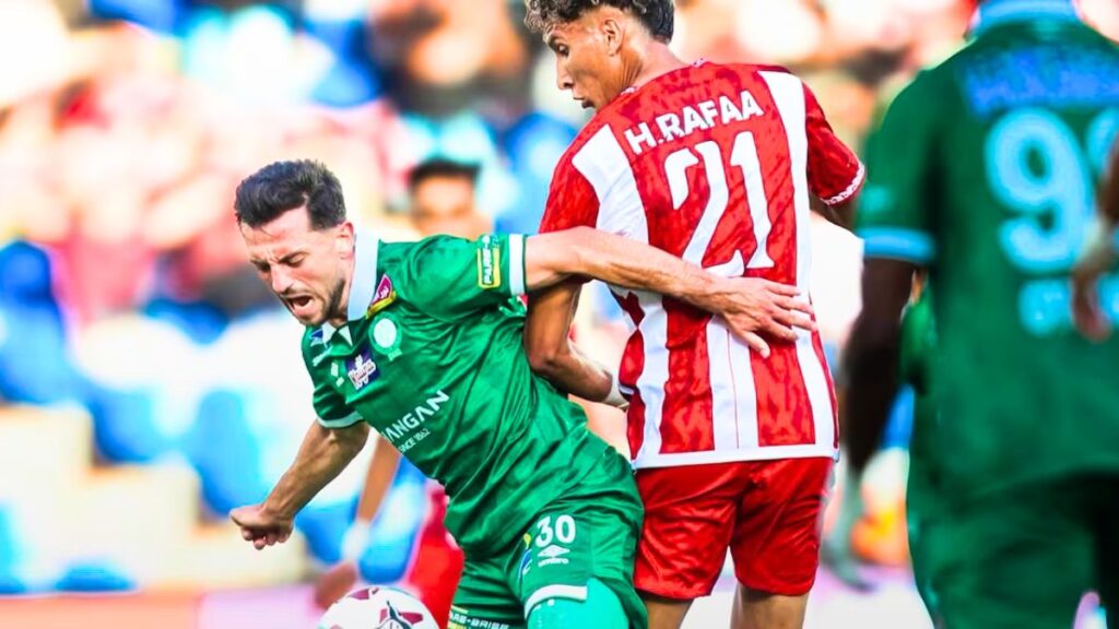 الكوكب المراكشي يصعق الرجاء الرياضي بثنائية في الدوري الاحترافي