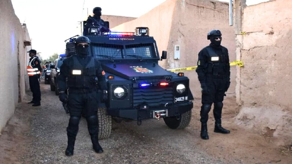 مخطط إرهابي بالمغرب.. 3تفاصيل سقوط عنصر موالٍ لداعش كان يستعد لضربة خطيرة مخطط إرهابي تم إحباطه من طرف المكتب المركزي للأبحاث القضائية بمدينة المضيق
