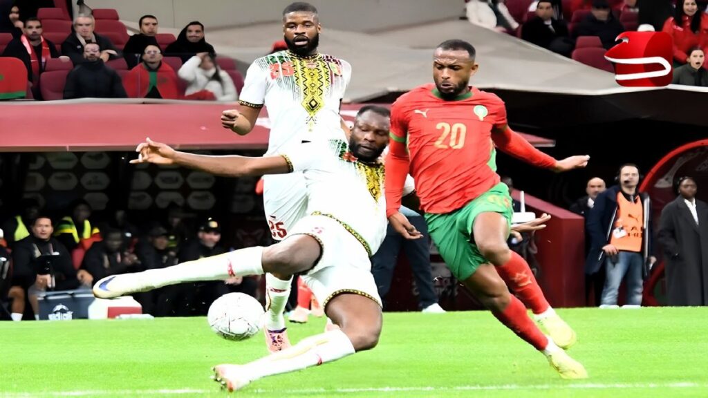 المنتخب المغربي.. 5 أسباب تجعل ودية مالي الأحد 4 أكتوبر اختباراً نارياً لأسود الأطلس المنتخب المغربي يستعد لمواجهة مالي في طنجة